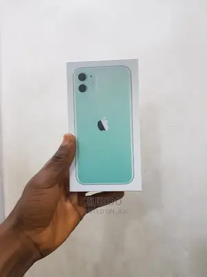 New Apple iPhone 11 64 GB Green