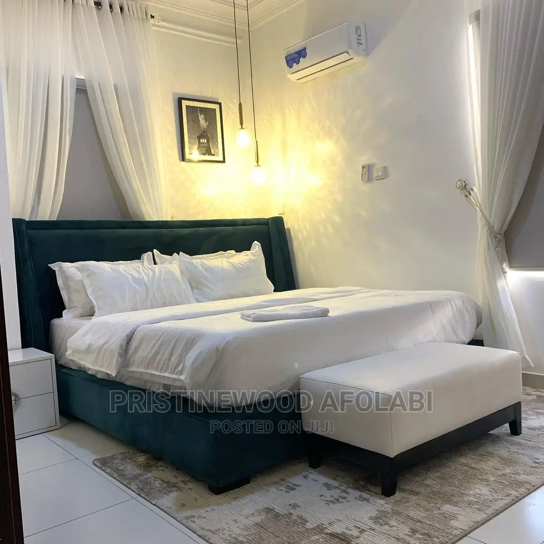 Pristinewood Bed