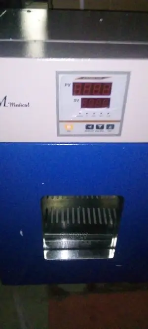 Lab Incubator