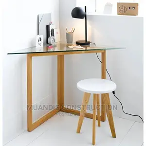 Rooms Reading Table and Stool