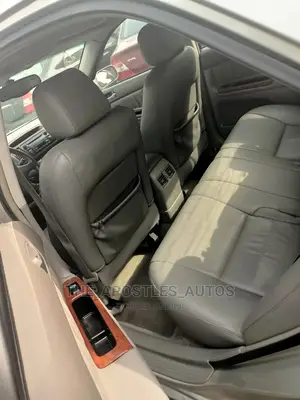 Toyota Camry 2004 Silver