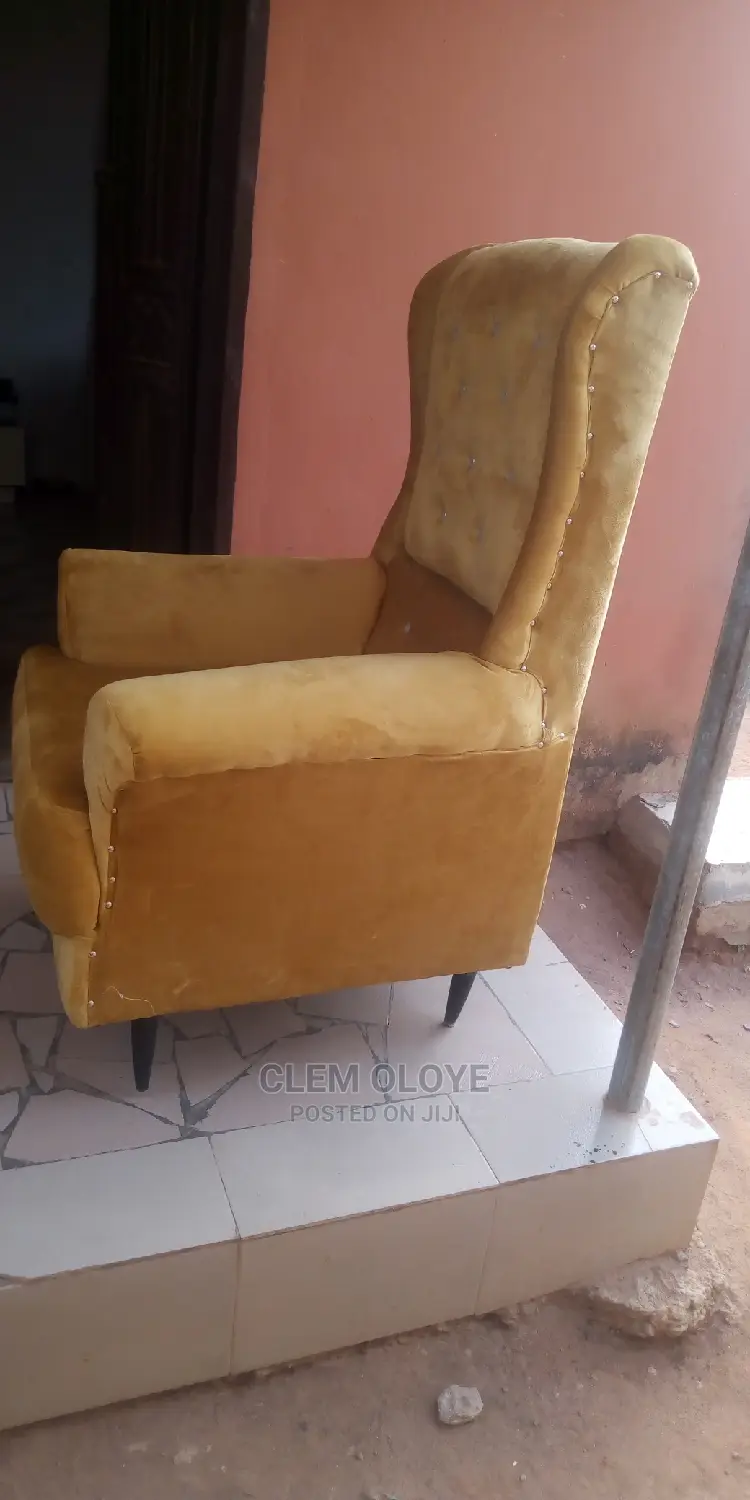Royal Single Sofa