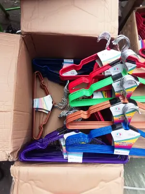 Coloured Hanger 10pcs