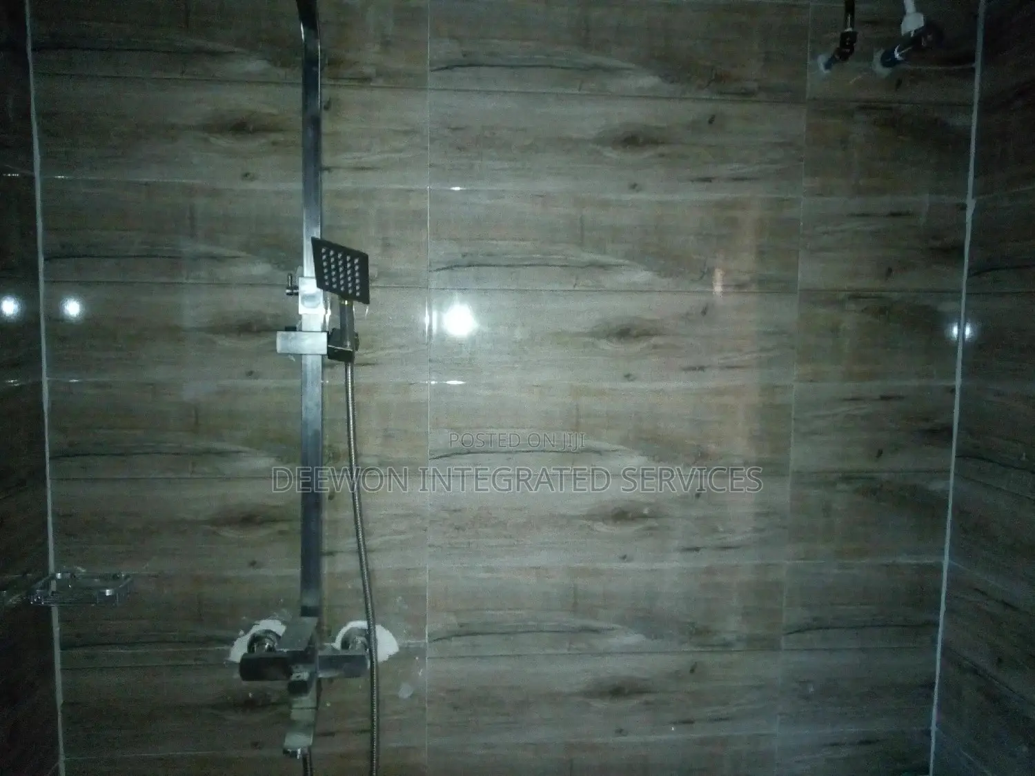 Tiler and Tiling Service