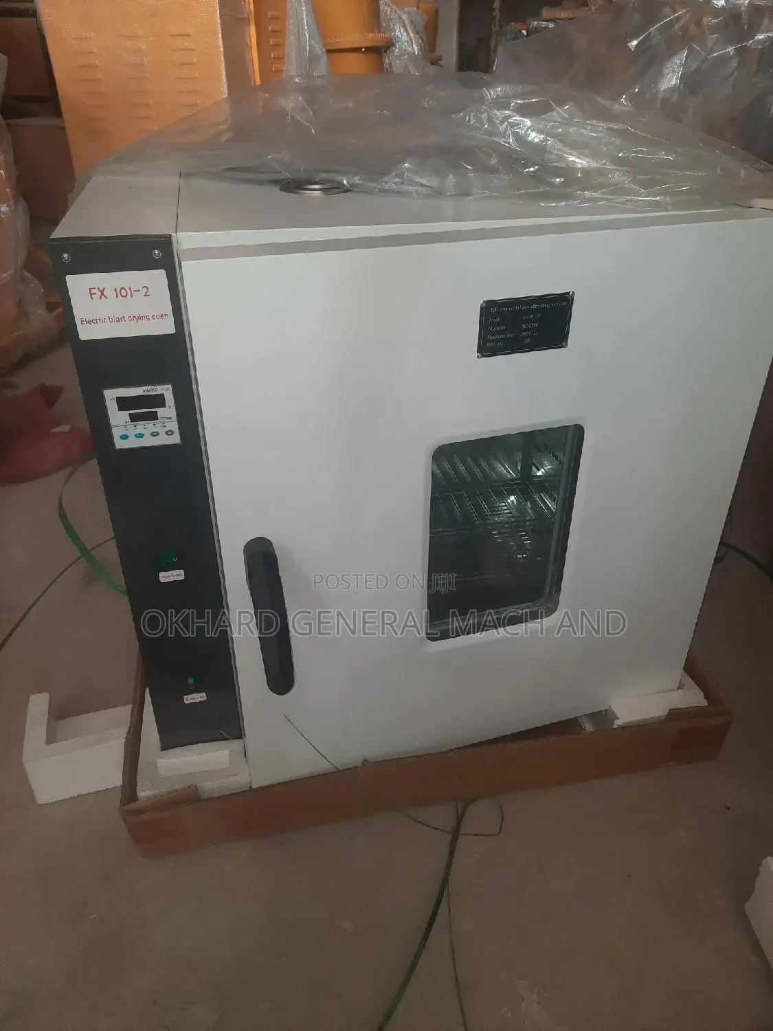 136L Laboratory Oven