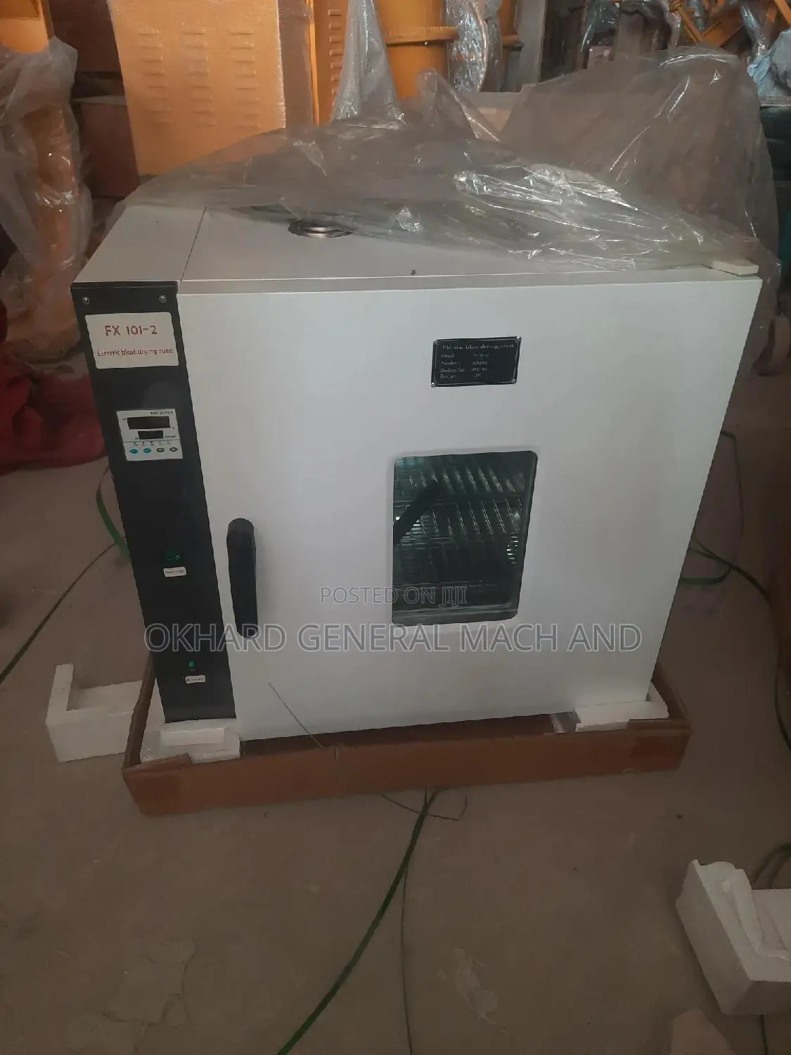 136L Laboratory Oven