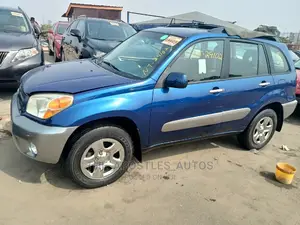 Toyota RAV4 2.0 4x4 2005 Blue