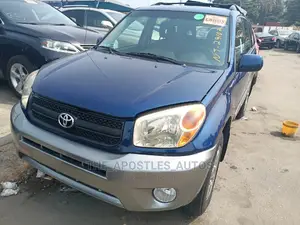 Toyota RAV4 2.0 4x4 2005 Blue