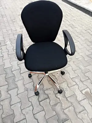 Quality Executive Swivel Office Chair.