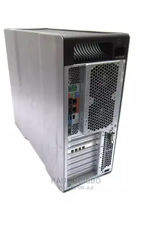 Desktop Computer HP Z820 32GB Intel Xeon 1T