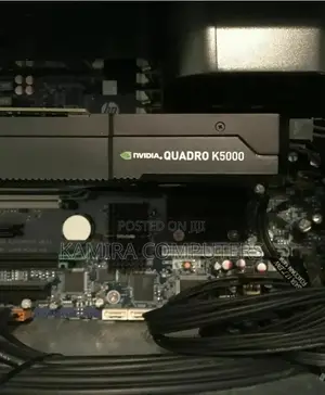 Desktop Computer HP Z820 64GB Intel Xeon SSD 1T
