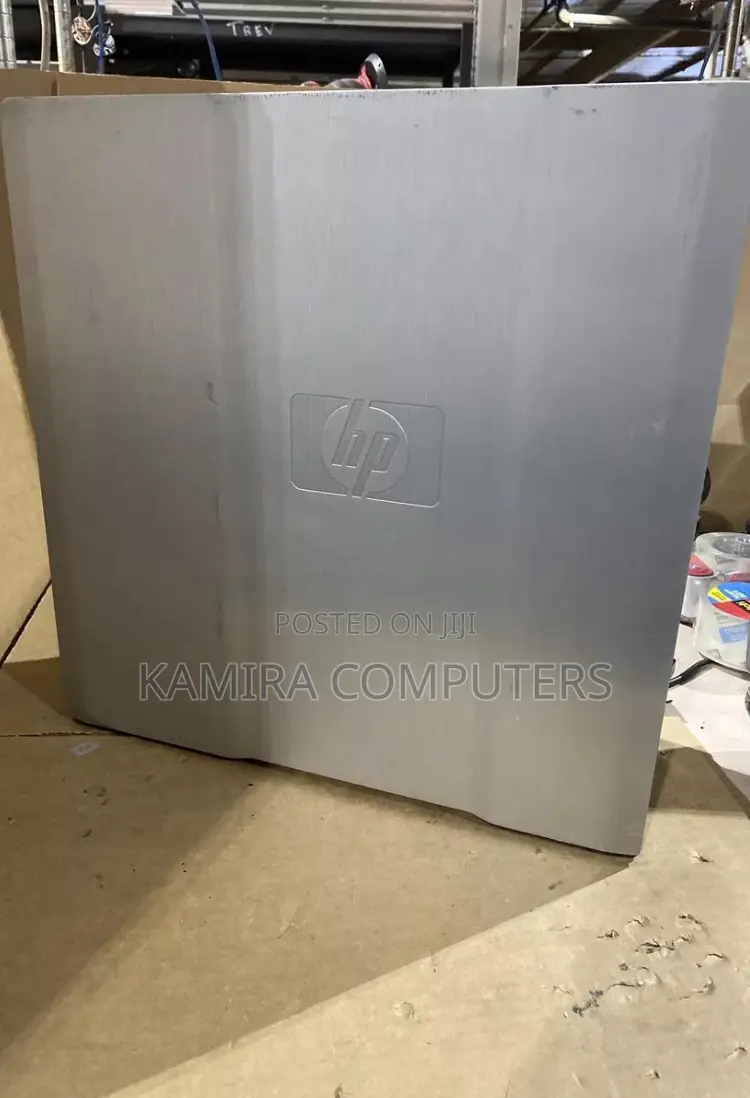 Desktop Computer HP 32GB Intel Xeon SSD 1T