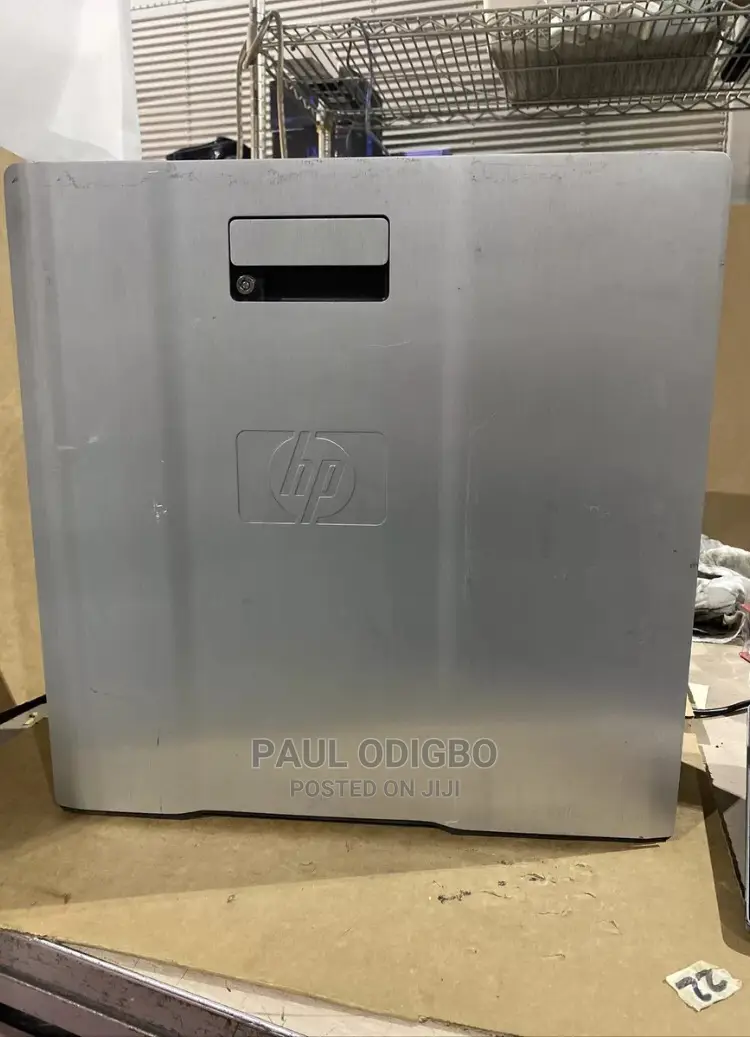 Desktop Computer HP 32GB Intel Xeon SSD 1T