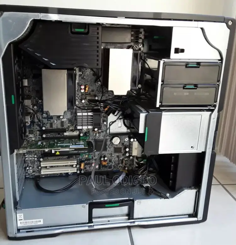 Desktop Computer HP 32GB Intel Xeon SSD 1T