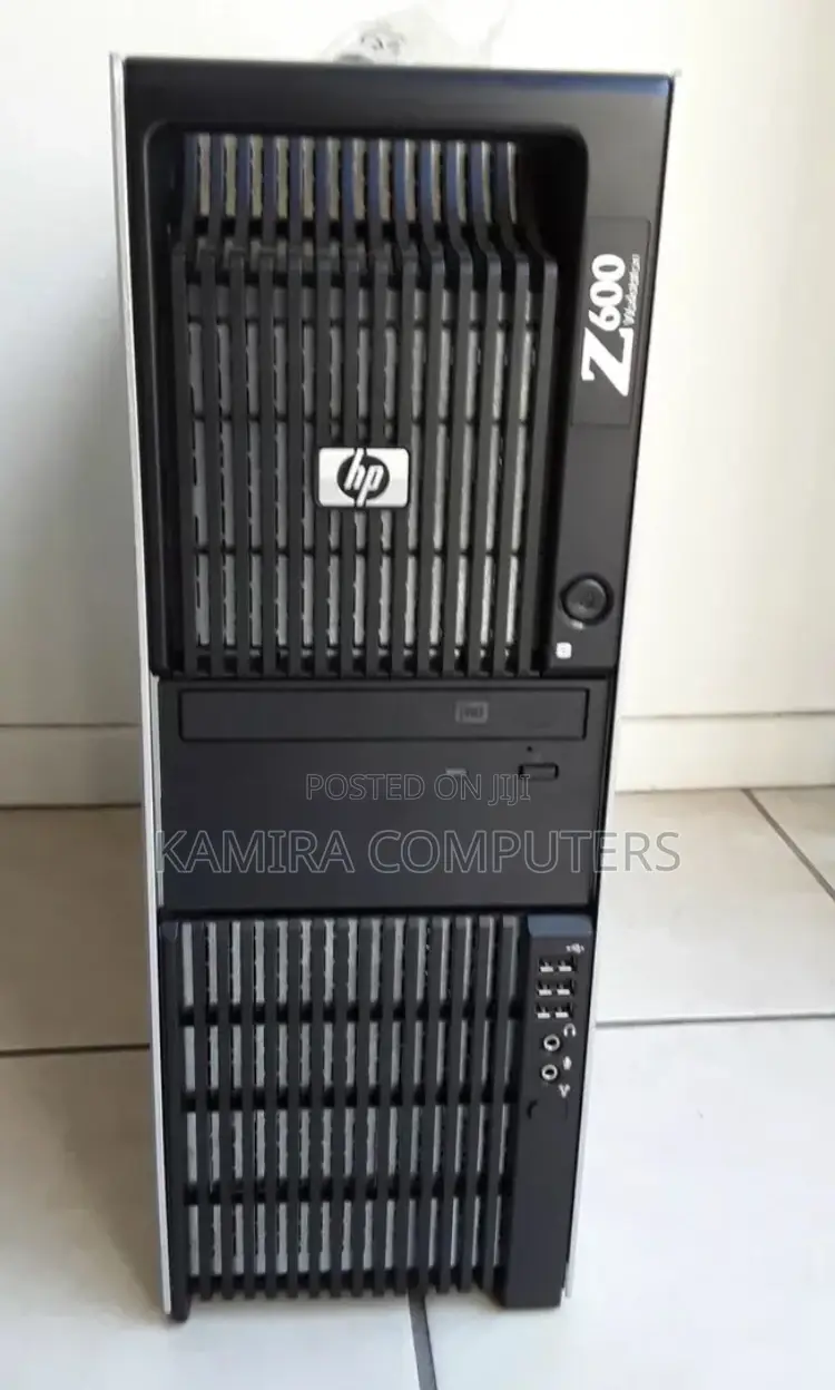 Desktop Computer HP 32GB Intel Xeon SSD 1T