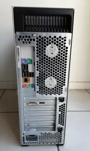 Desktop Computer HP 32GB Intel Xeon SSD 1T