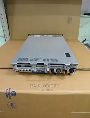 Server Dell PowerEdge R830 64GB Intel Xeon 3T