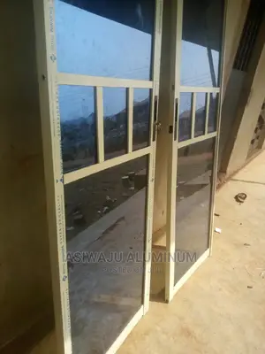 Sliding Door