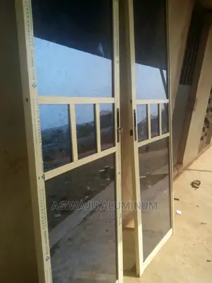 Sliding Door