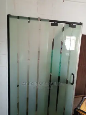 B2 Frosted Shower Cubicle