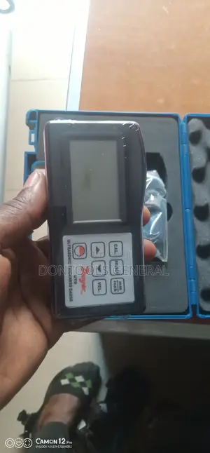 Dwyer Model UTG Ultrasonic Thickness Gauge