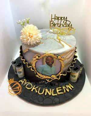 Fondant and Wedding Cakes