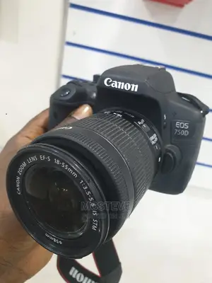 Canon EOS 750D DSLR Camera With Extra Battery