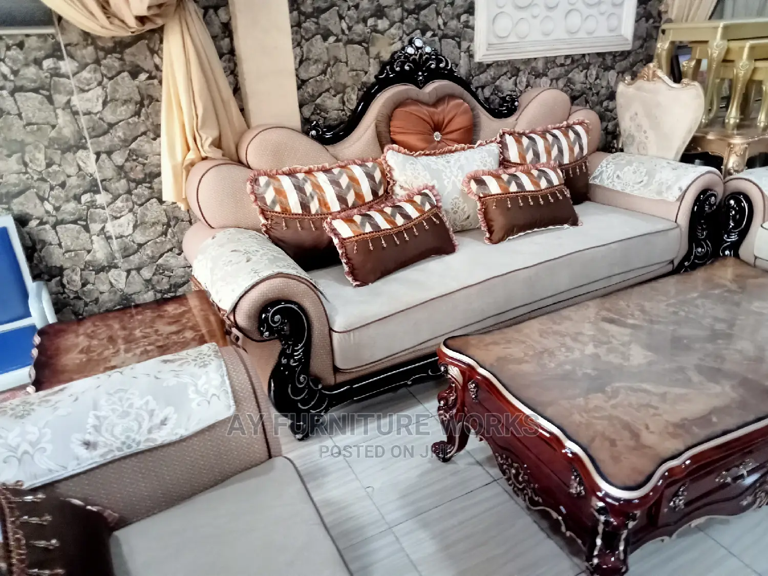 7 Sitters Royal Sofas