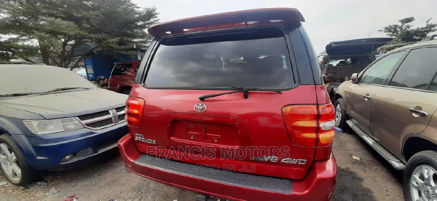 Toyota Sequoia 2004 Red