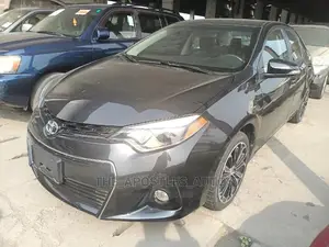 Toyota Corolla 2015 Black