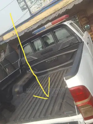 Bed Line Hilux 2021