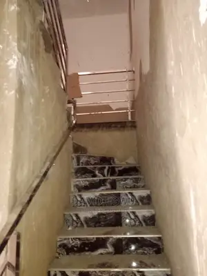 Stainless Staircase Rail With Square Pipes