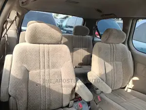 Toyota Sienna LE 2002 Silver
