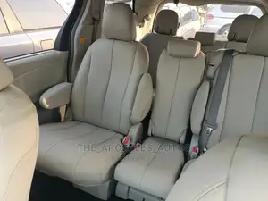 Toyota Sienna XLE 7 Passenger 2012 Black