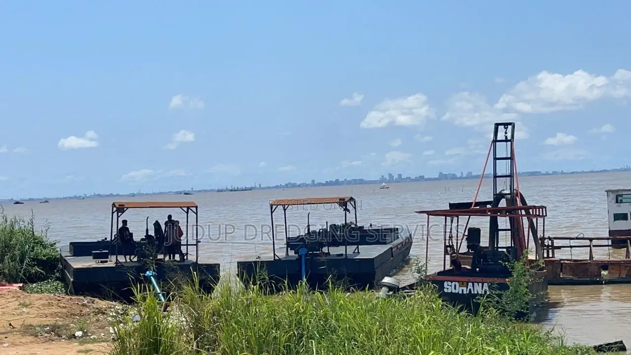Sets Of Dredgers