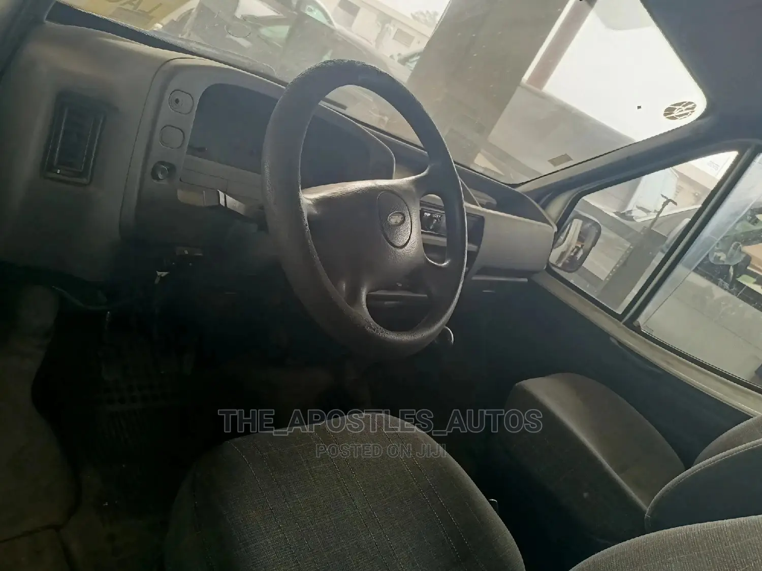 Ford Transit 2000 White