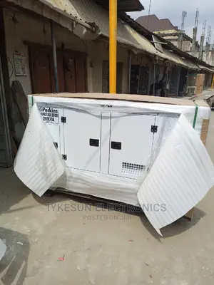 New 20kva Perkins Soundproof Diesel Generator 100%Copper
