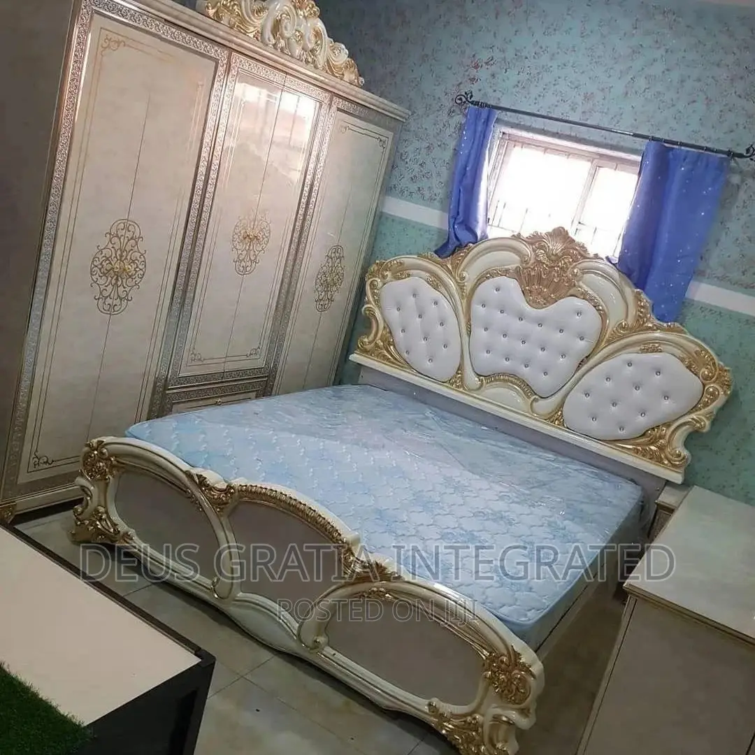 Quality Royal Bedroom Set