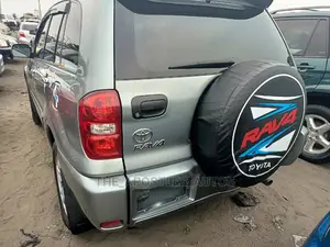 Toyota RAV4 2.0 4x4 2004 Silver