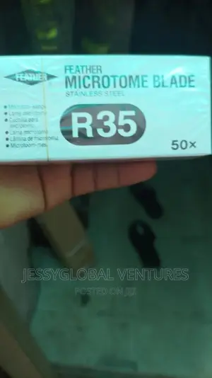 Microtome Blade R35 Feather