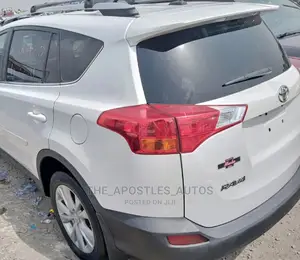 Toyota RAV4 2016 White