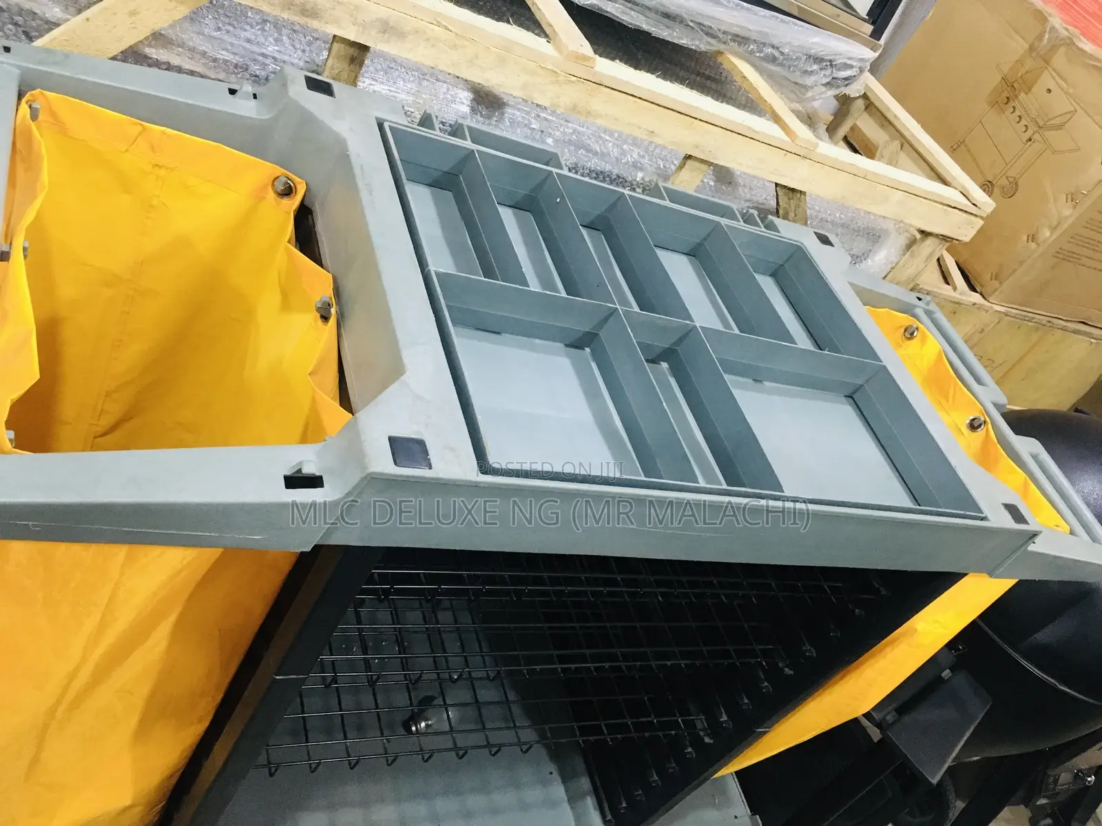 Hotel House Keeping Trolley