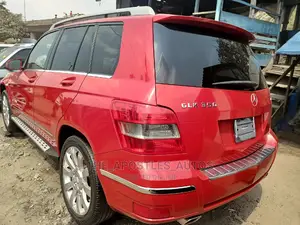 Mercedes-Benz GLK-Class 350 4MATIC 2011 Red
