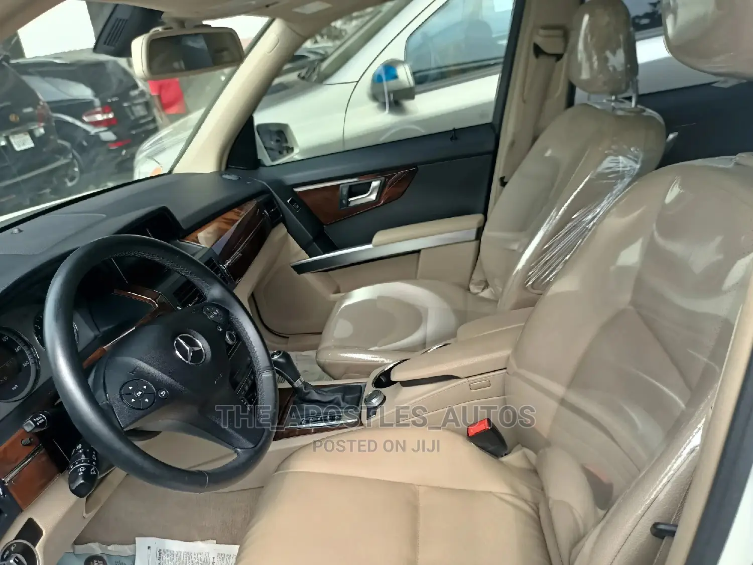 Mercedes-Benz GLK-Class 350 4MATIC 2012 White