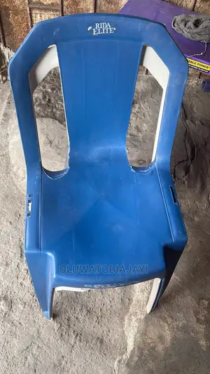 Rida Armless Plastic Chairs