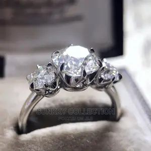 Super Full Diamond Female Ring, White Zircon Fashion Ring