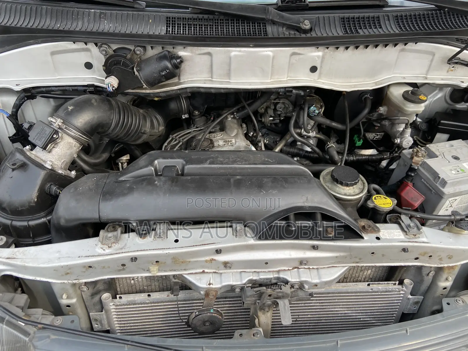 Toyota HiAce 2006 Grey