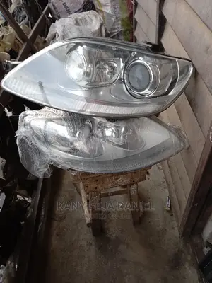 Volkswagen Golf Puls Heald Light