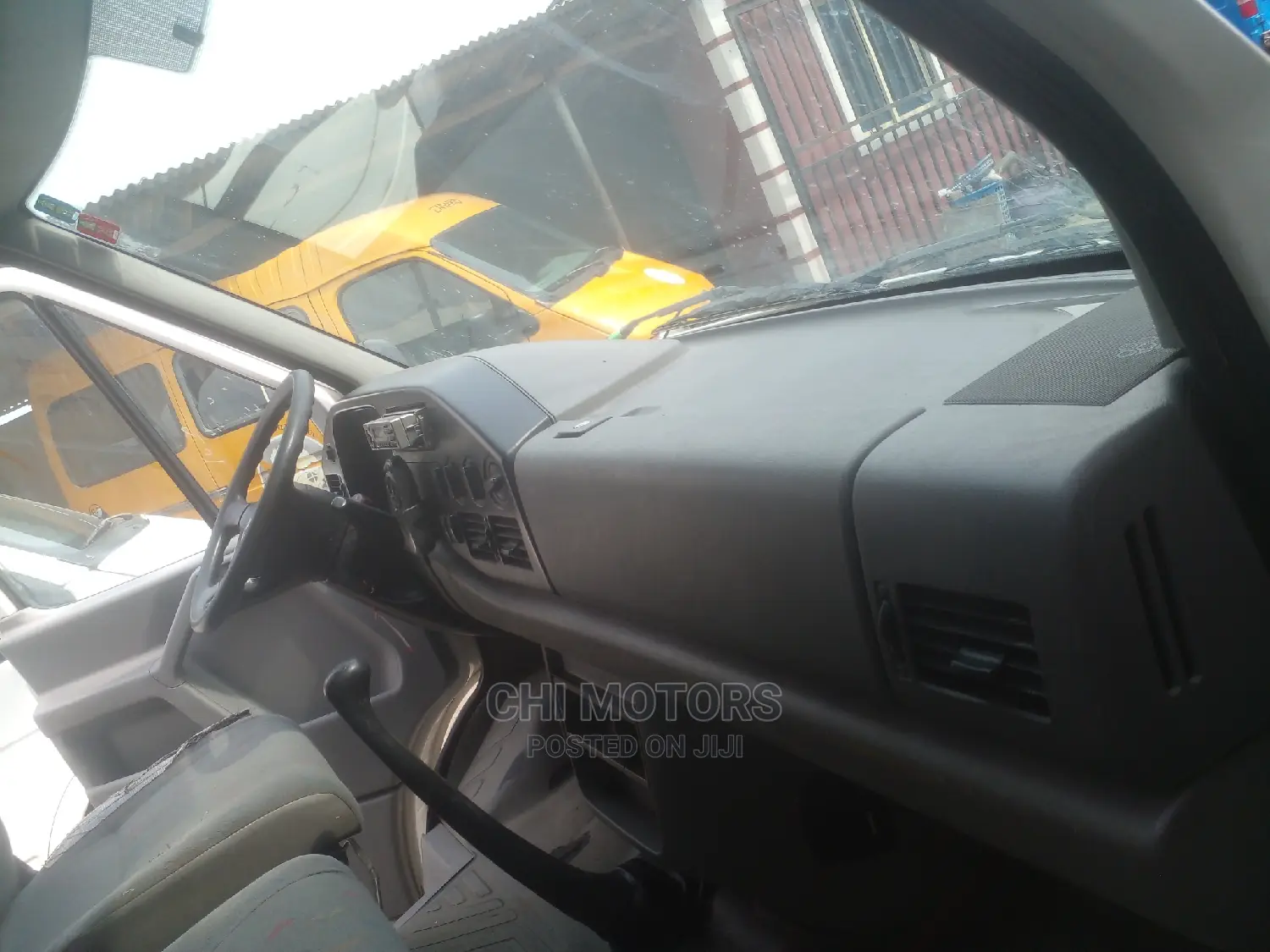 Volkswagen LT 2005 White