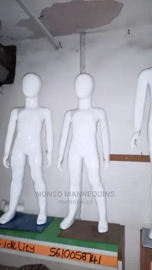 Age 1/3 Unisex Glossy White Kids Mannequins